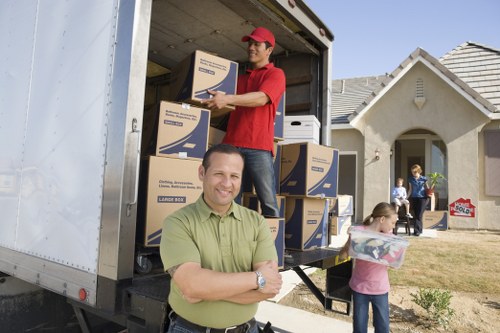 House removals in Sevensisters planning and moving boxes